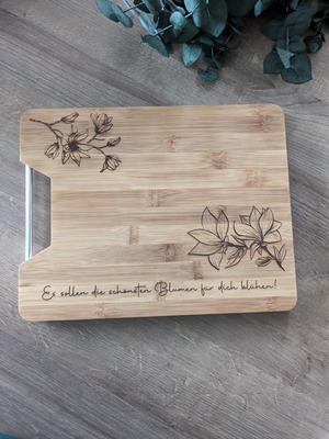 //www.woelkchen.nrw/Shop/Fruehstuecksbrettchen-Schneidebretter/artikel_Schneidebrett-Es-sollen-die-schoensten-Blumen_177.html