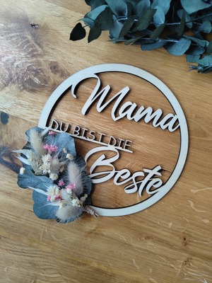 //www.woelkchen.nrw/Shop/Muttertag/artikel_Holzring-Mama-Du-bist-die-Beste_108.html