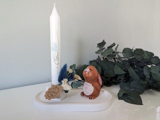 //www.woelkchen.nrw/Shop/Ostern/artikel_Sue-es-Haeschen-mit-Kerze-auf_66.html