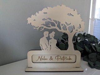 //www.woelkchen.nrw/Shop/Valentinstag/artikel_Paar-unter-einem-Baum_81.html